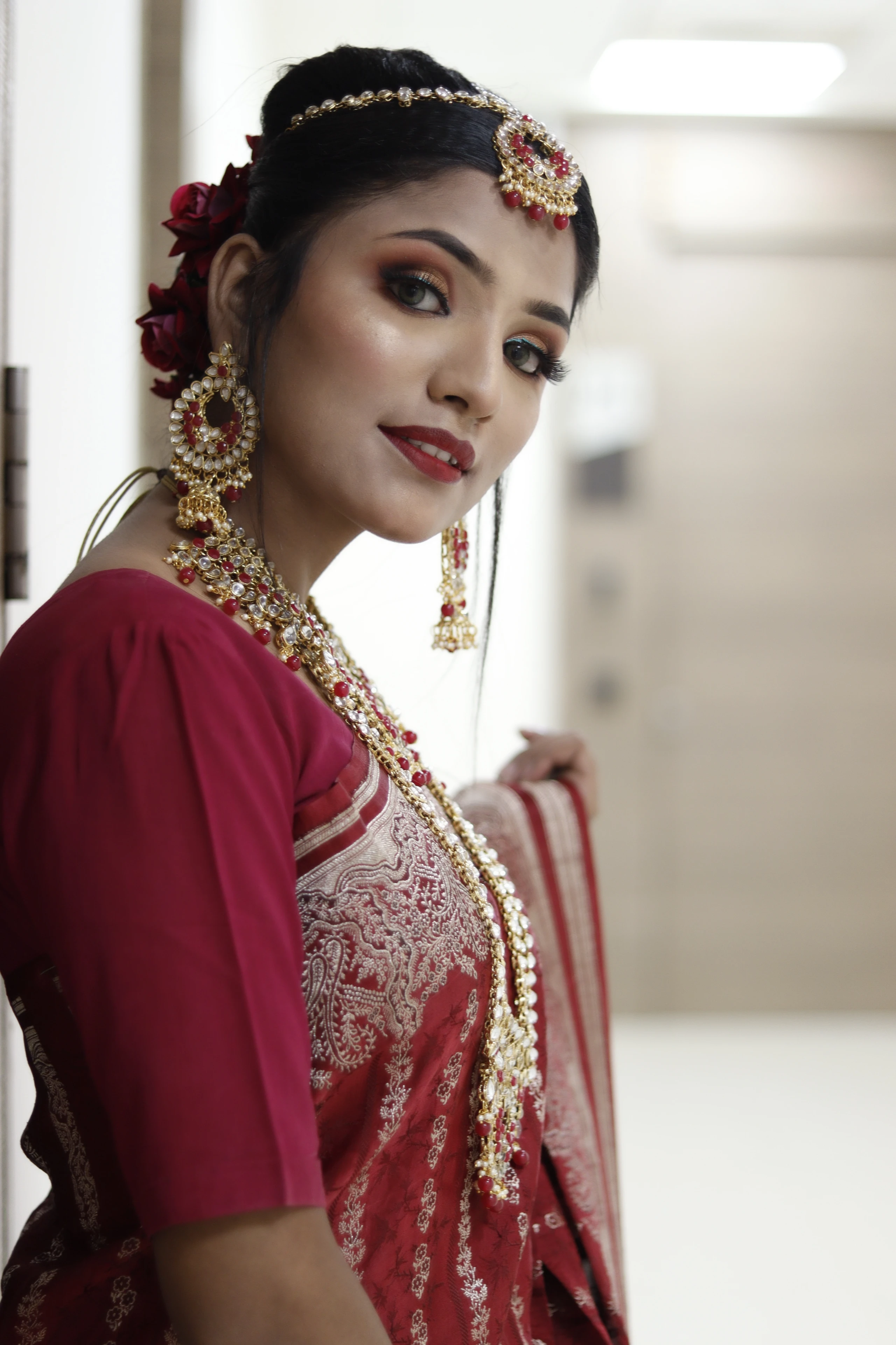 Dulhan Makeup in Red Saree